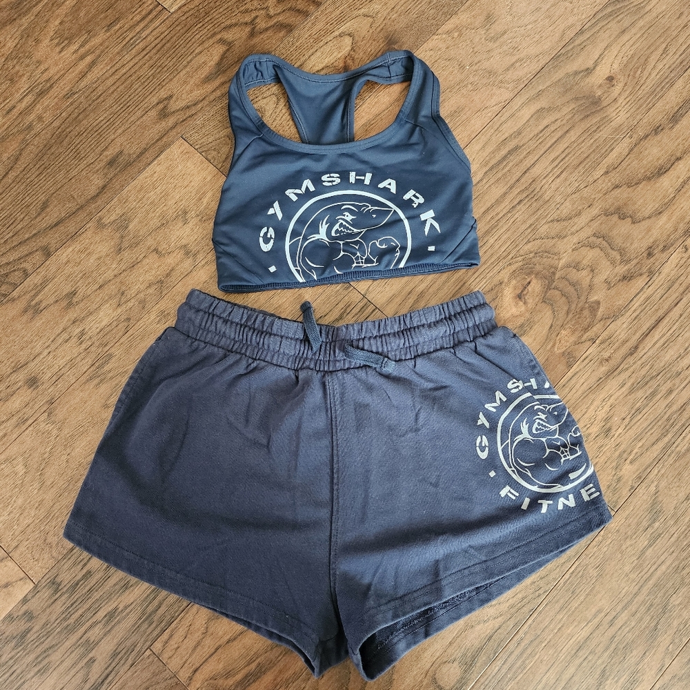 SOLD Gymshark legacy set